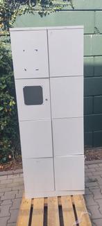 Metalen lockers met elektronisch LoQit-toegangssysteem, Ophalen, Gebruikt