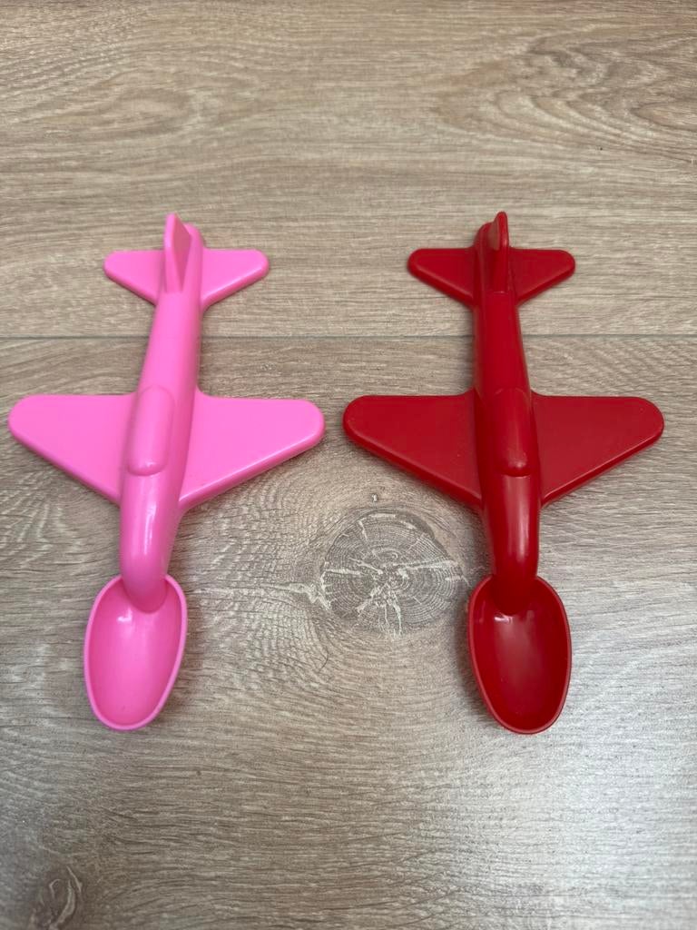 Vliegtuig lepels roze & rood, Ophalen of Verzenden, Zo goed als nieuw, Kunststof, Los bestek