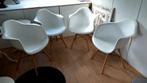 Kuipstoelen 4 stuks in nieuwstaat €30, Huis en Inrichting, Stoelen, Ophalen, Zo goed als nieuw, Wit