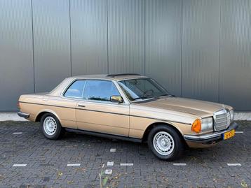 Mercedes-Benz 200-280 (W123) 230 CE beschikbaar voor biedingen