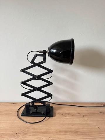 Industriele lamp schaarlamp wandlamp harmonicalamp Bauhaus beschikbaar voor biedingen