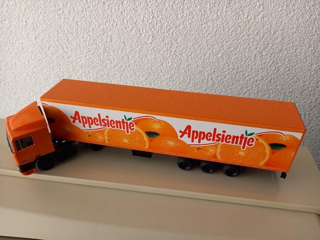 Modelvrachtwagen Appelsientje DAF 95, Hobby en Vrije tijd, Modelauto's | 1:50, Ophalen of Verzenden, Nieuw, Bus of Vrachtwagen