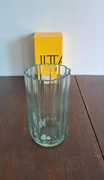 Iittala Play Vaas - Decoratief 150mm beschikbaar voor biedingen