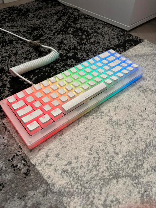 Epomaker TK68 met coiled kabel, Computers en Software, Toetsenborden, Zo goed als nieuw, Qwerty, Ergonomisch, Gaming toetsenbord