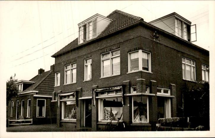 Haulerwijk - Huis WInkel, Verzamelen, Ansichtkaarten | Nederland, Ongelopen, Friesland, Voor 1920, Ophalen of Verzenden