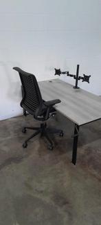 Ahrend 700 slinger bureau met Steelcase burostoel, In hoogte verstelbaar, Ophalen of Verzenden, Zo goed als nieuw, Bureau