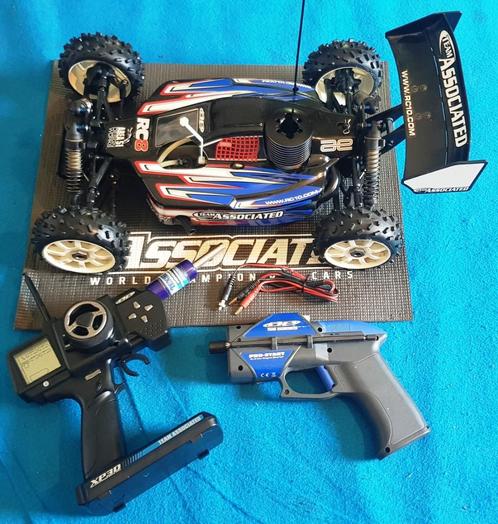 Team Associated RC8 RTR #80905 1/8 Nitro Buggy, Hobby en Vrije tijd, Modelbouw | Radiografisch | Auto's, Nieuw, Auto offroad, Nitro