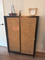 HKliving kast met rotan deuren, Huis en Inrichting, Ophalen, Gebruikt