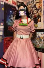 Nezuko kamado 50s cosplay maat s van anime kimetsu no yaiba, Hobby en Vrije tijd, Ophalen of Verzenden, Zo goed als nieuw, Pak of Jurk