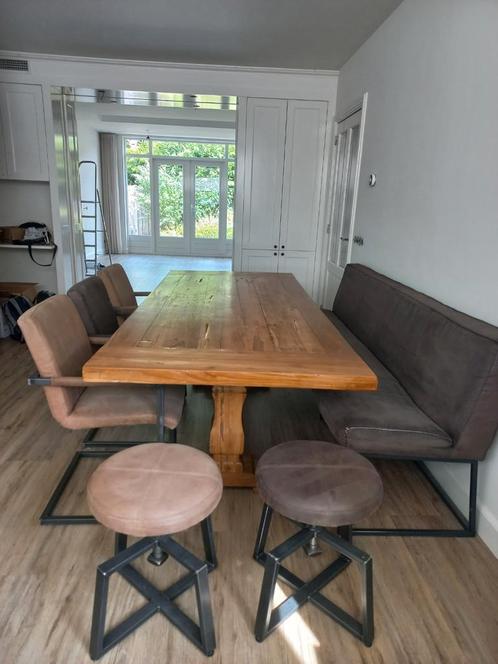Eethoek set eetbank 210cm + 3x stoelen + 2x krukjes, Huis en Inrichting, Complete eetkamers, Zo goed als nieuw, Ophalen