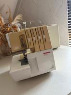 Lockmachine Bernina 800DL met wit garen, Ophalen, Gebruikt, Lockmachine, Bernina