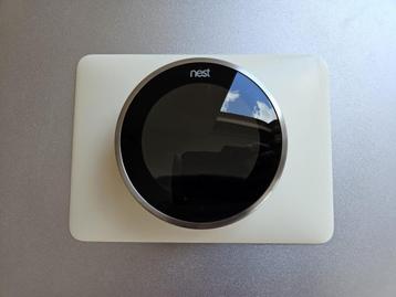 Nest learning thermostat V3 beschikbaar voor biedingen