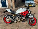 Ducati Monster 821 bj 2014 klaar voor het seizoen, Naked bike, Particulier, 2 cilinders, 821 cc