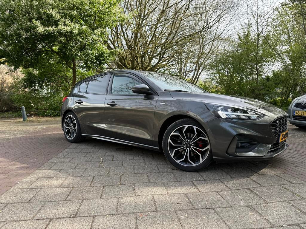 Ford Focus 1.0 Ecoboost 125pk 2018 Grijs, Auto's, Ford, Particulier, Focus, Benzine, Hatchback, Handgeschakeld, Origineel Nederlands
