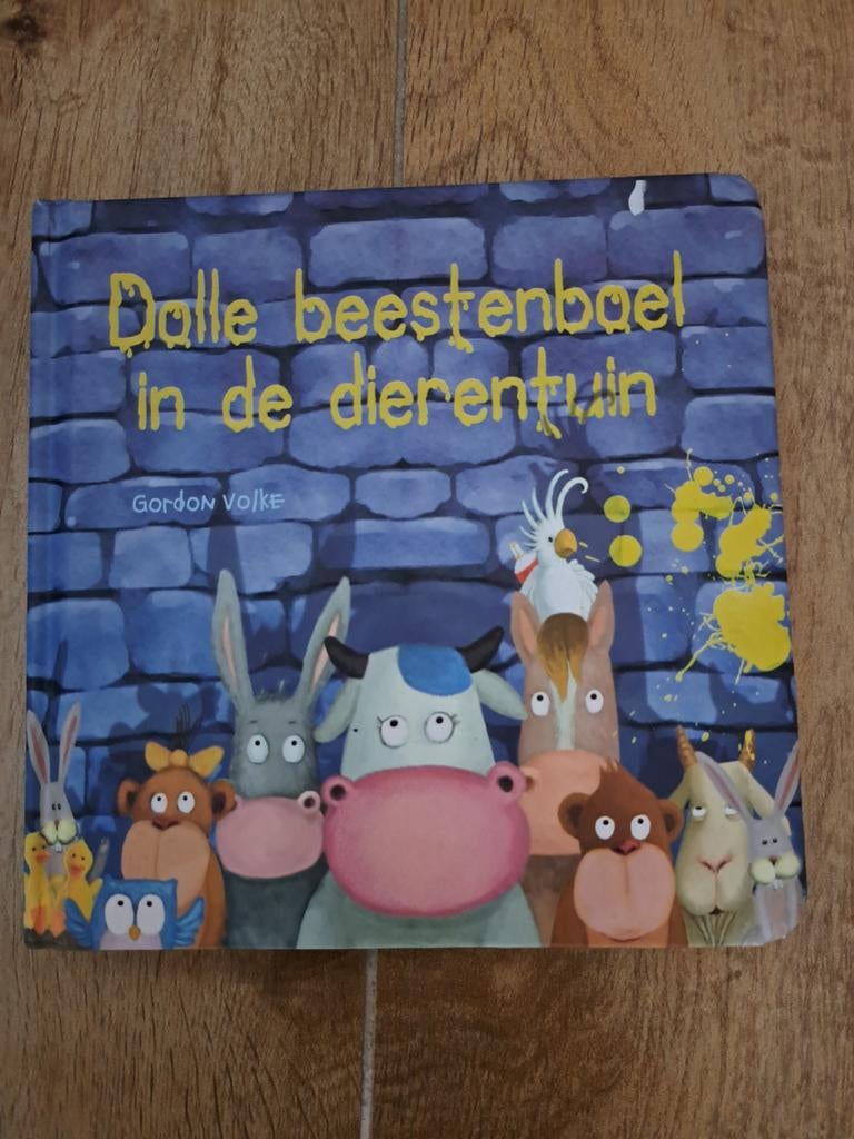 Dolle beestenboel in de dierentuin - Gordon Volke, Boeken, Kinderboeken | Jeugd | onder 10 jaar, Ophalen of Verzenden, Zo goed als nieuw
