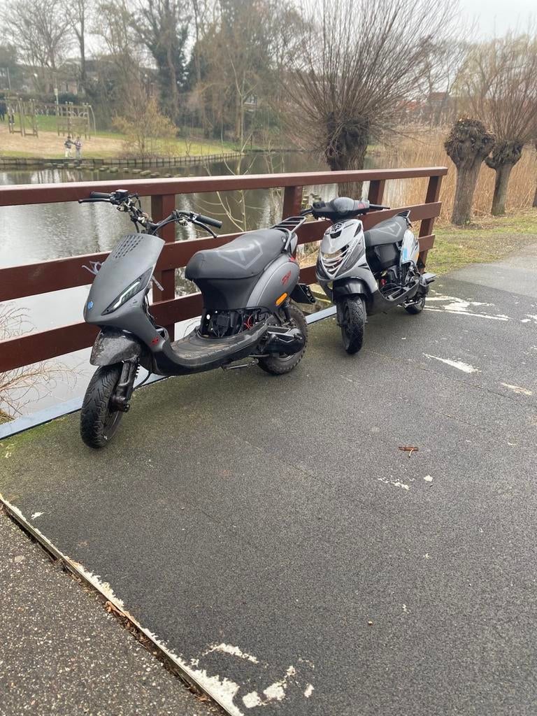 Zip 70cc ac zonder 123, Fietsen en Brommers, Scooters | Piaggio, Zo goed als nieuw, Zip, Tweetakt, Ophalen