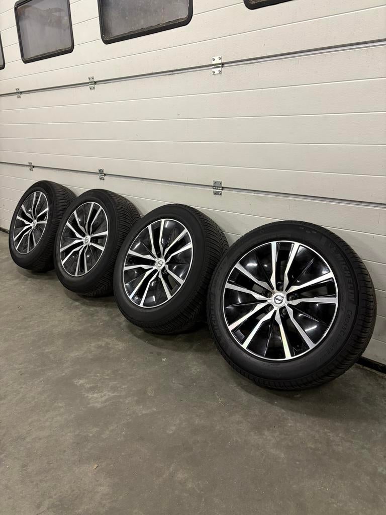 Volvo XC90 19 inch wielset Allseason Michelin, Gebruikt, Banden en Velgen, 235 mm, Personenwagen