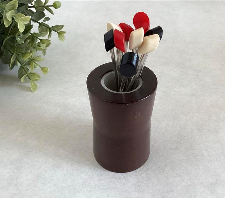 Vintage cocktailprikkers met houder, Antiek en Kunst, Antiek | Bestek, Ophalen of Verzenden