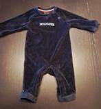 Donkerblauw velours babypakje Tommy Hilfiger mt 68, Kinderen en Baby's, Babykleding | Maat 68, Ophalen of Verzenden, Pakje, Jongetje