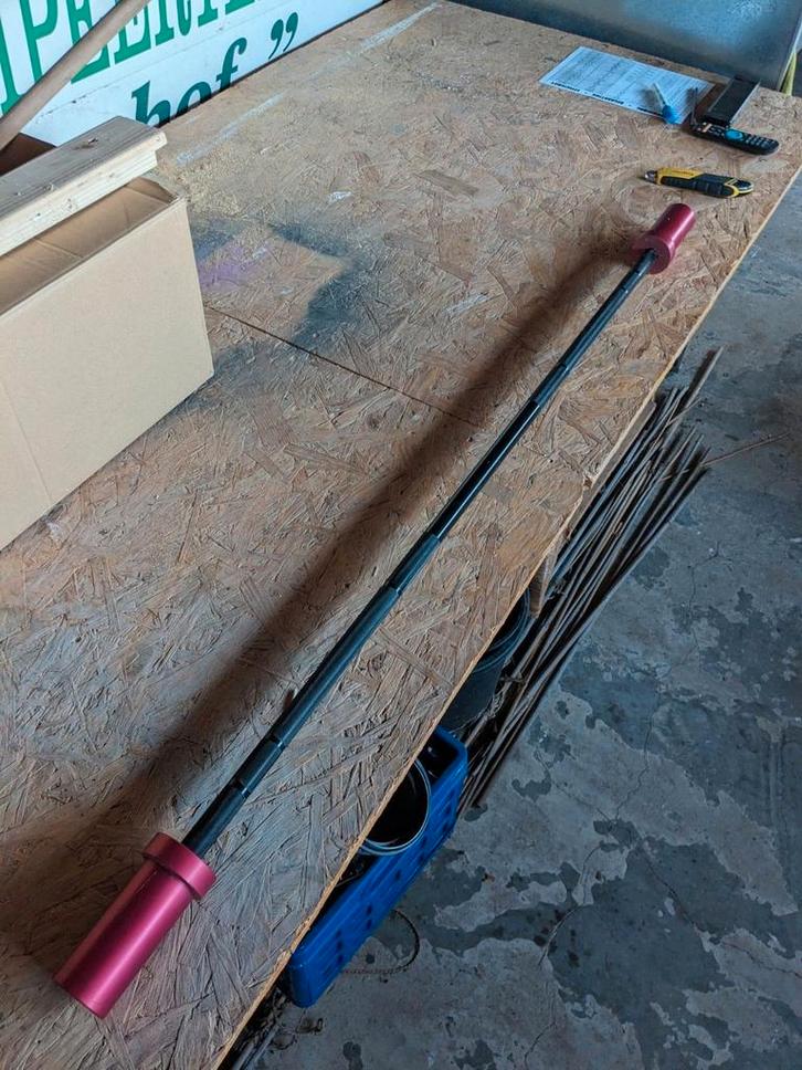 Junior/ trainings barbell 50mm 2,5kg, Sport en Fitness, Fitnessmaterialen, Zo goed als nieuw, Ophalen