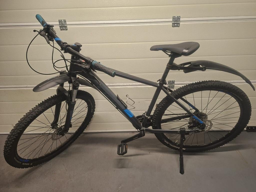 CUBE MOUNTAIN BIKE, Fietsen en Brommers, Fietsen | Mountainbikes en ATB, 45 tot 49 cm, Zo goed als nieuw, Ophalen, Overige merken