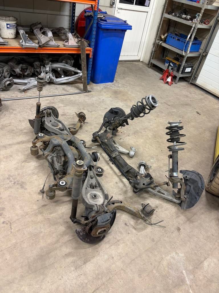 Voor en achter ophanging e46 330d, Auto-onderdelen, Uitlaatsystemen, BMW, Gebruikt, Ophalen of Verzenden