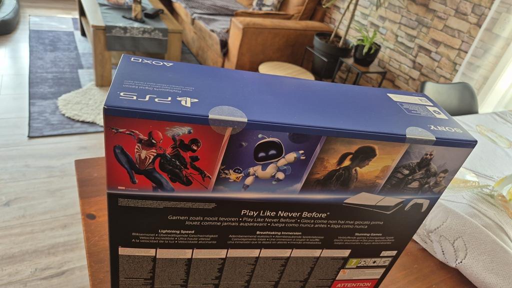Nieuwe Playstation 5 Digital Edition in doos, Spelcomputers en Games, Games | Sony PlayStation 5, Ophalen, Nieuw, Virtual Reality