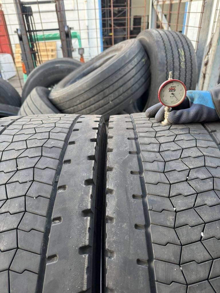 Vrachtwagenbanden (Partijverkoop) 315/70 R22.5, Auto-onderdelen, Vrachtwagen-onderdelen, Ophalen, Gebruikt, -, -