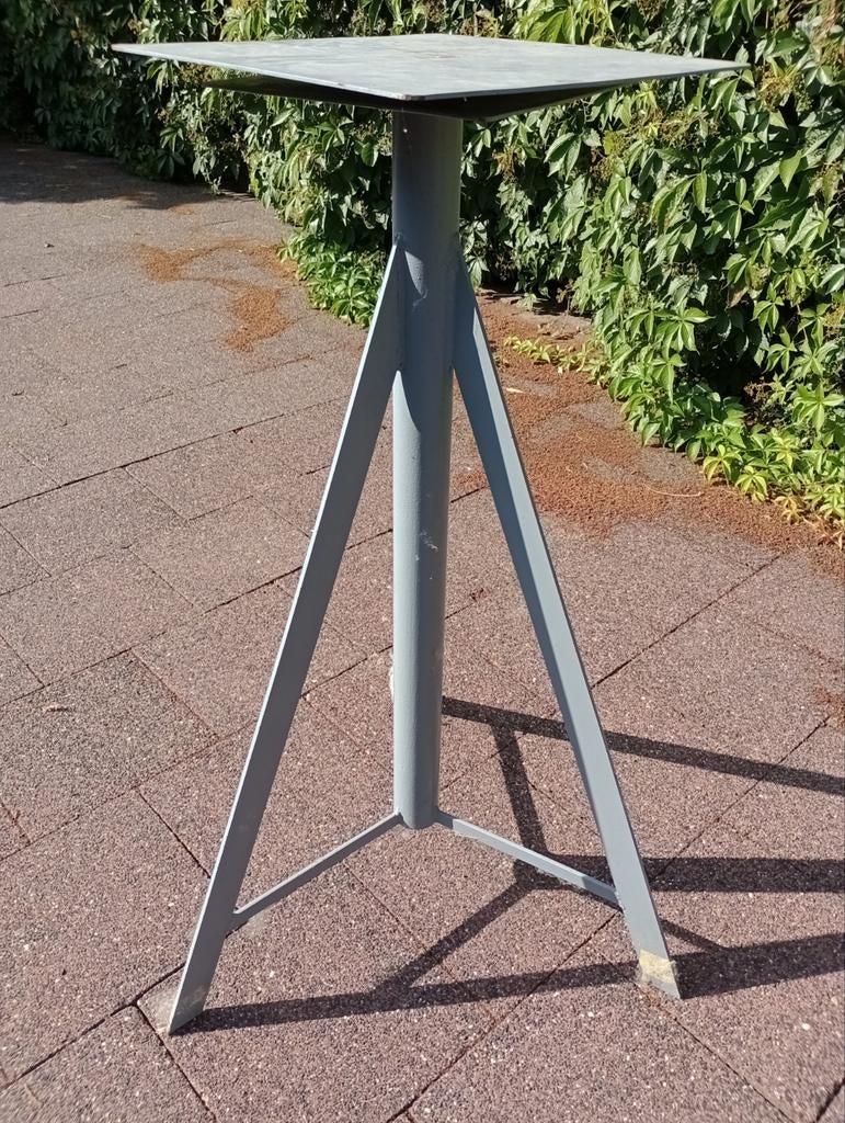 Stempel draagplateau, Ophalen