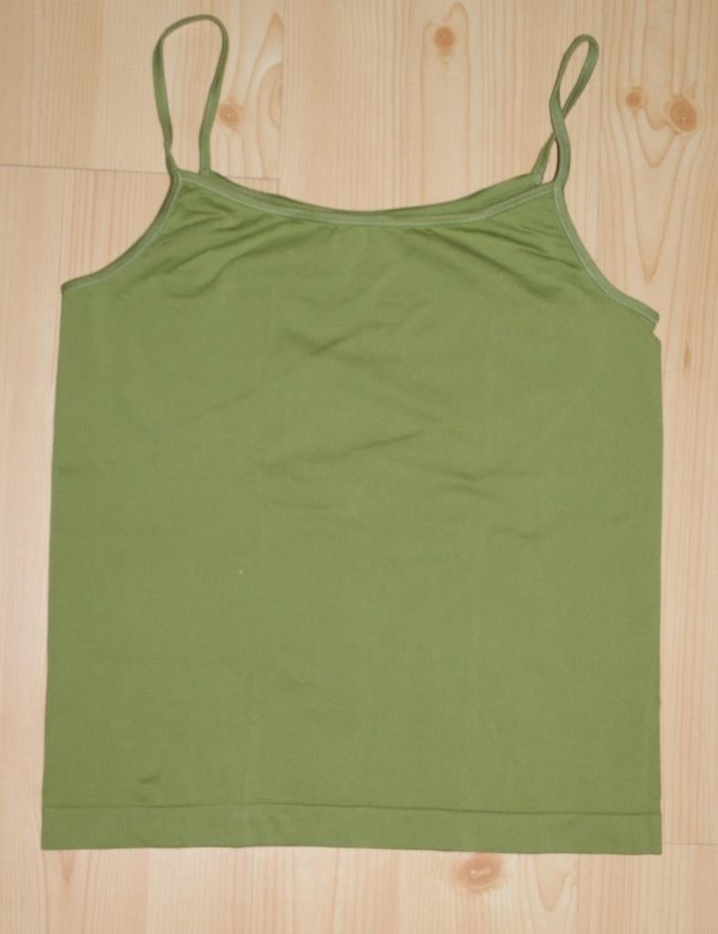 Hema topje maat l. Van 93% polyamide en 7% elasthan., Kleding | Dames, Tops, Maat 42/44 (L), Ophalen of Verzenden, Zo goed als nieuw