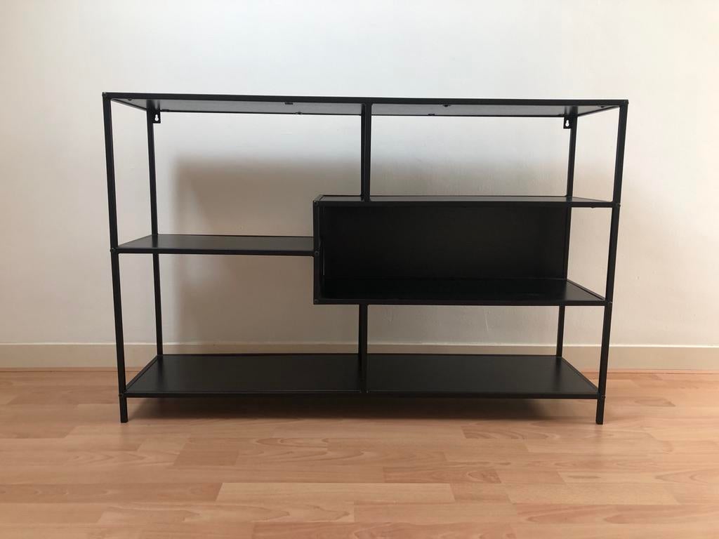 Zwart metalen kastje / rek met planken, Huis en Inrichting, Ophalen, Gebruikt