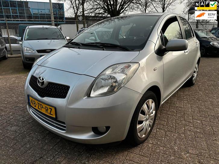 Toyota Yaris 1.3 VVTi Sol MMT automaat, nap, Auto's, Toyota, Bedrijf, Te koop, Yaris, ABS, Airbags, Airconditioning, Boordcomputer