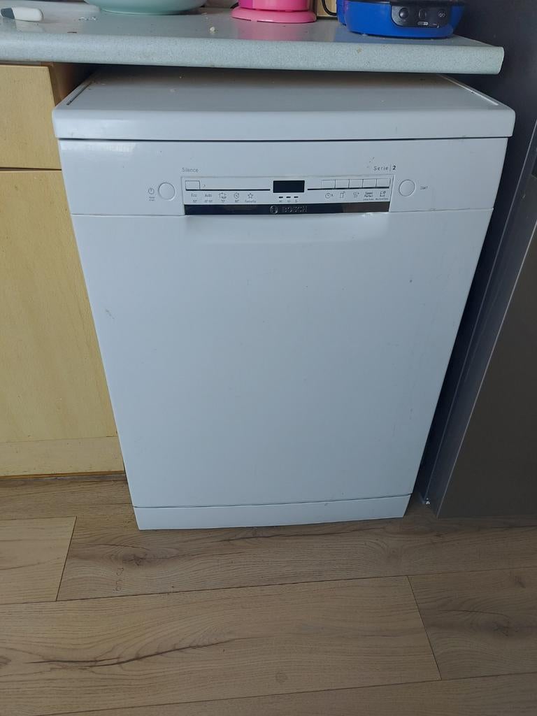 Bosch losstaande vaatwasser Serie 2, Witgoed en Apparatuur, Vaatwasmachines, Ophalen, 85 tot 90 cm