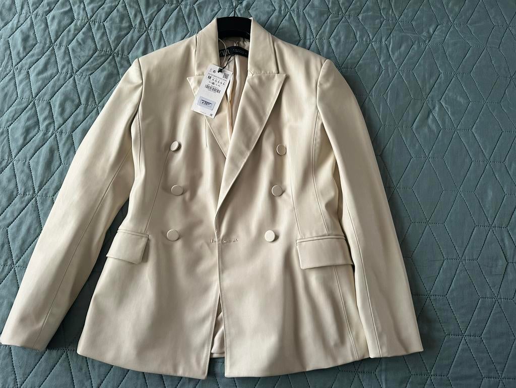 Zara beige blazer, Kleding | Dames, Jasjes, Kostuums en Pakken, Maat 38/40 (M), Beige, Nieuw, Ophalen of Verzenden