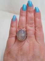 Zilveren royale unisex ring met mooie steen maat 18 nr.1755