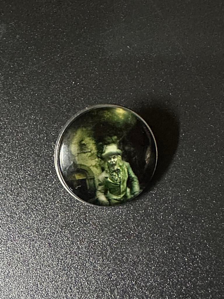 Efteling pin sneeuwman spookslot, Verzamelen, Efteling, Ophalen of Verzenden, Nieuw, Button of Speldje