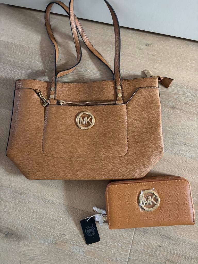 Portemonnee en tas, Sieraden, Tassen en Uiterlijk, Tassen | Damestassen, Ophalen of Verzenden, Zo goed als nieuw, Schoudertasje