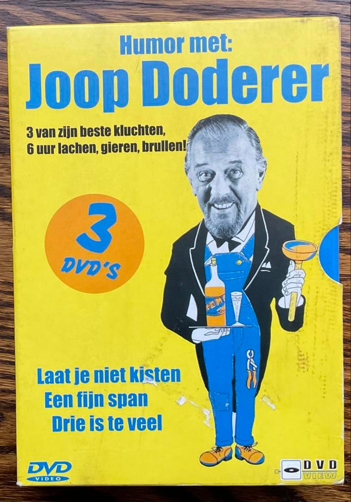Humor met Joop Doderer - 3 DVD's Boxset, Cd's en Dvd's, Cd's | Humor en Cabaret, Zo goed als nieuw, Boxset, Ophalen of Verzenden