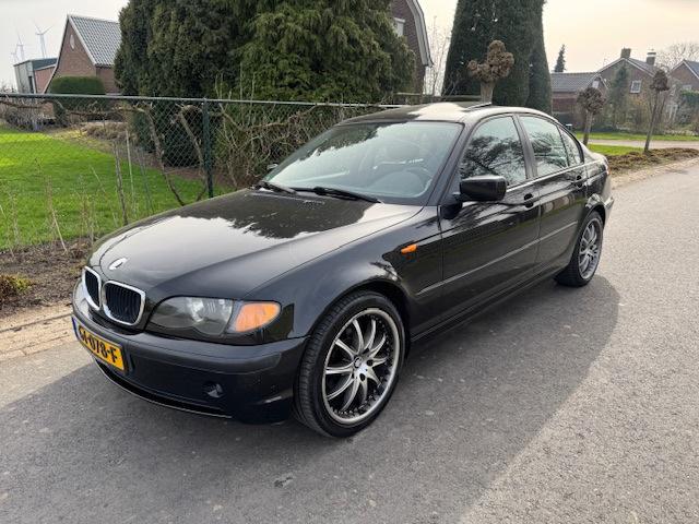 BMW 3-serie 318i Special Edition AIRCO / SCHUIFDAK / APK 08-, Achterwielaandrijving, Zwart, Bedrijf, Handgeschakeld