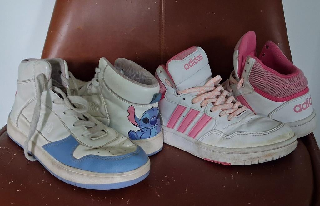 Buitenspeelschoenen mt 34 & 36 - goed gedragen, Kinderen en Baby's, Kinderkleding | Schoenen en Sokken, Gebruikt, Meisje, Schoenen