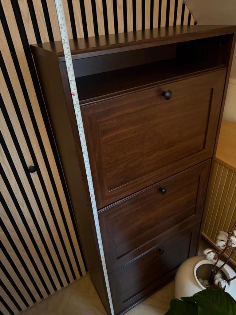 BRUSALI shoe cabinet with three compartments, Ophalen of Verzenden, Zo goed als nieuw