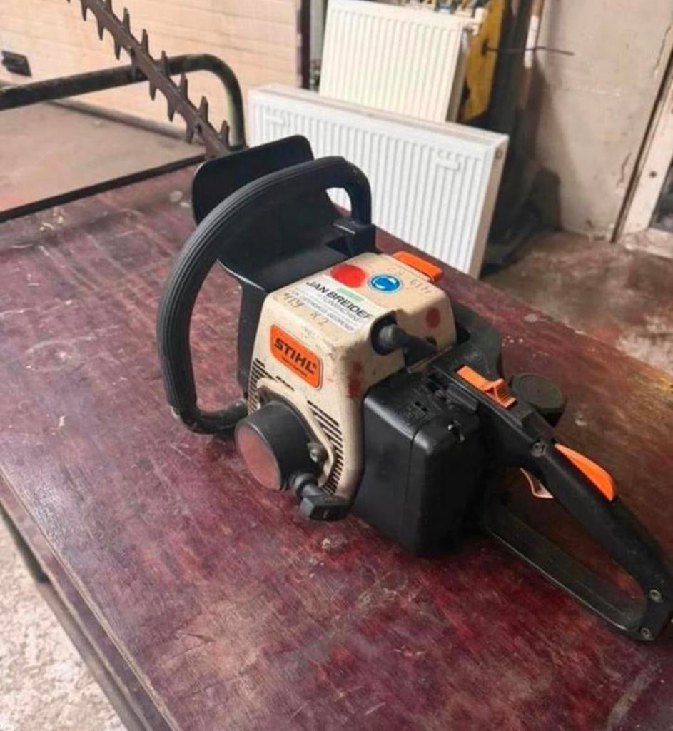 Stihl heggenschaar, Ophalen of Verzenden, Zo goed als nieuw, Benzine