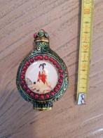 Verschillende antieke parfumflesjes uit China. 20 euro p.st., Ophalen of Verzenden