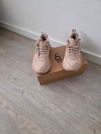 UGG DRIFTWOOD SNEAKERS MAAT 37, Kleding | Dames, Schoenen, UGG, Beige, Ophalen of Verzenden, Sneakers of Gympen