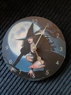 Heksen Klok - Wandklok met Heksenafbeelding 19 cm, Ophalen