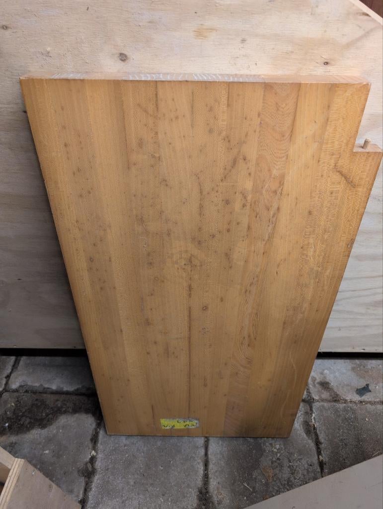 Restanten hout, Ophalen, Zo goed als nieuw