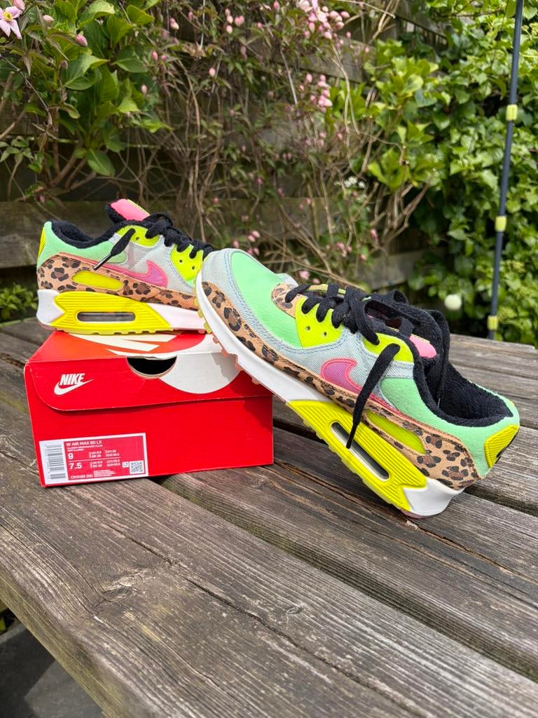 NIKE Air Max 90 LX  Denim Leopard, maat 40,5, Kleding | Dames, Schoenen, Overige kleuren, Ophalen of Verzenden, Sneakers of Gympen