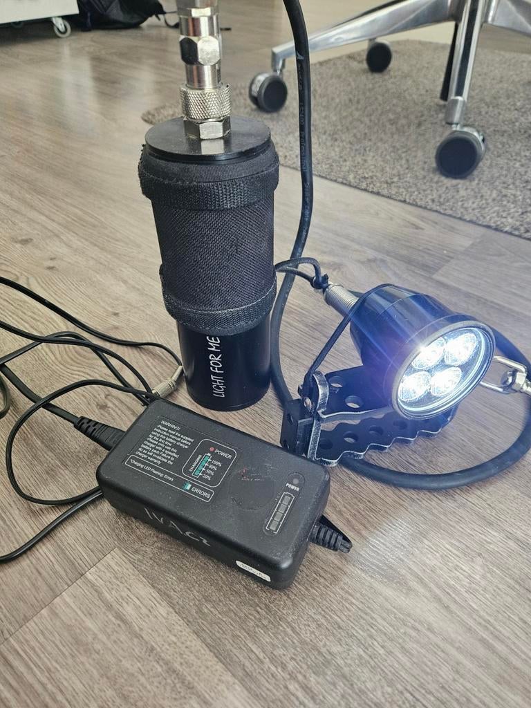 Duik lamp light4me, Watersport en Boten, Ophalen of Verzenden, Duiklamp
