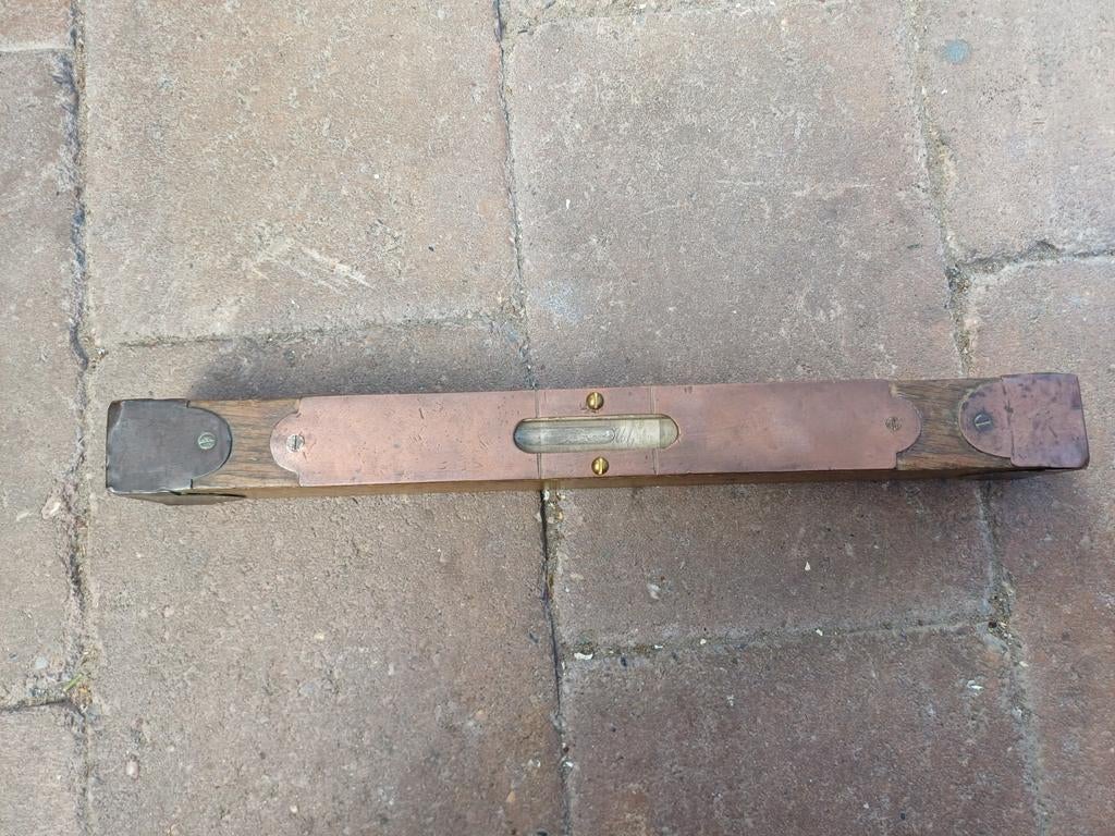 Antieke waterpas van hout en rood koper, Antiek en Kunst, Ophalen of Verzenden