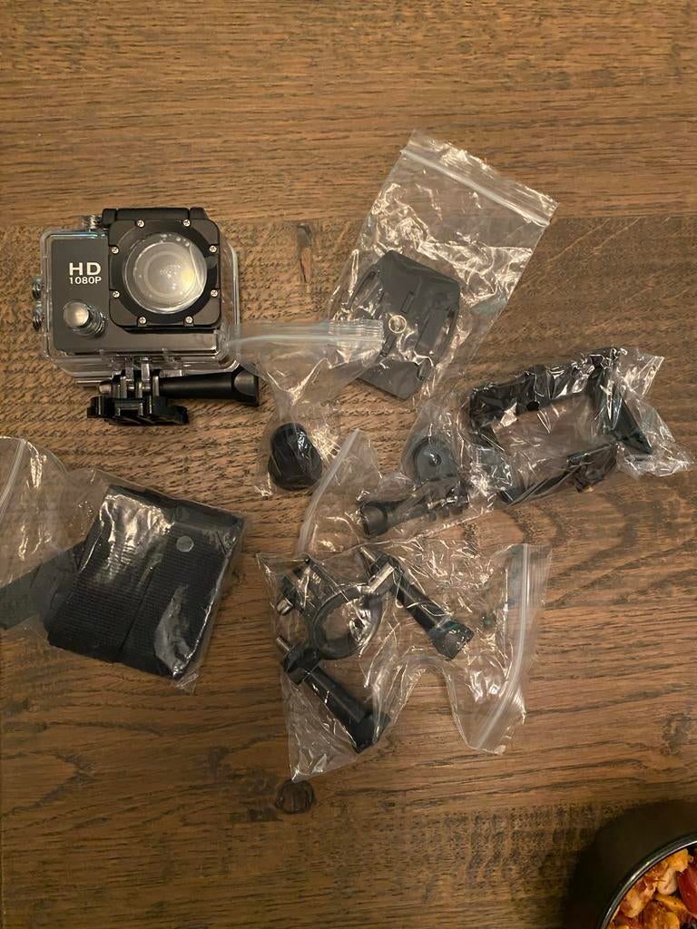 Action Camera DV 3300 1080p Nieuw Waterdicht met Beugel, Ophalen of Verzenden, Nieuw, Overige merken